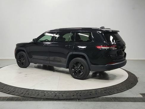 Used 2022 Jeep Grand Cherokee L Laredo RWD image 5