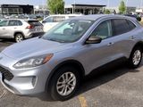 Used 2022 Ford Escape SE w/ Cold Weather Package image 3