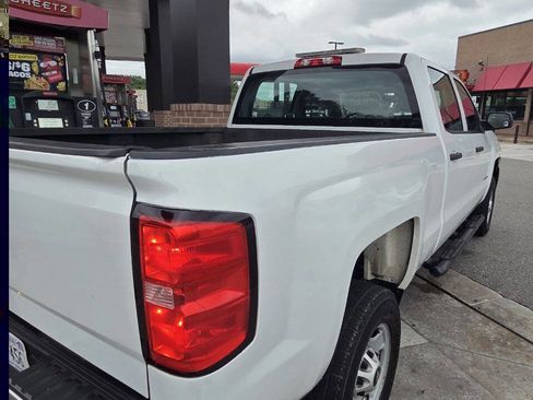 Used 2018 Chevrolet Silverado 2500 W/T w/ WT Fleet Convenience Package image 4