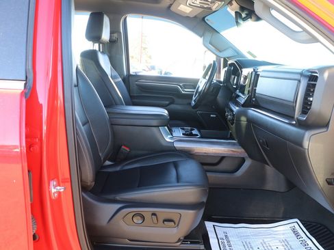 Used 2024 Chevrolet Silverado 3500 LTZ w/ LTZ Convenience Package image 31