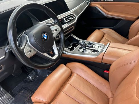 Used 2022 BMW X7 xDrive40i w/ Premium Package image 10