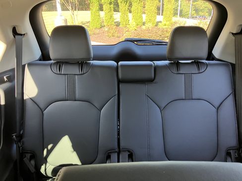 Certified 2025 Honda Pilot EX-L image 33