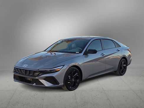 New 2026 Hyundai Elantra Sport image 4