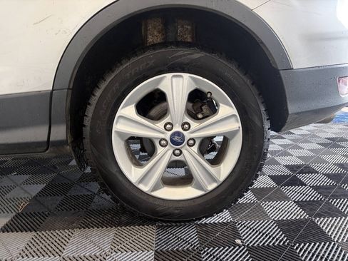 Used 2015 Ford Escape SE AWD/4WD image 25