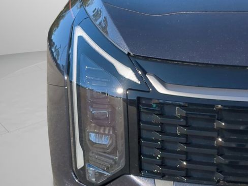 New 2026 Kia Sportage EX w/ EX Panorama Roof Package image 28