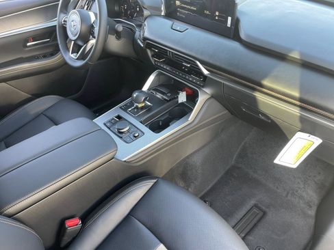 New 2025 MAZDA CX-90 Plug-In Hybrid w/ Premium Plus image 14