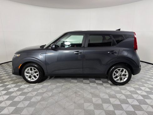 Used 2022 Kia Soul LX w/ Technology Package FWD image 7