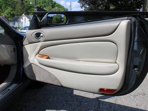 Used 2000 Jaguar XK8 Convertible RWD image 38