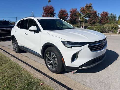 Used 2023 Buick Envision Essence image 3