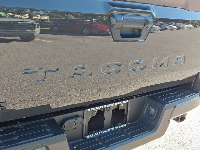 Certified 2025 Toyota Tacoma TRD Sport AWD/4WD image 28