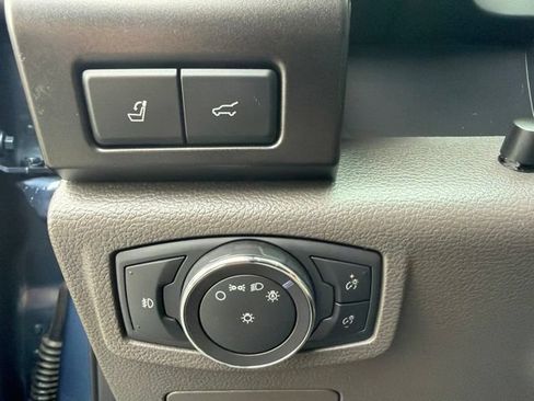 Used 2018 Ford Expedition Limited w/ Equipment Group 302A RWD image 14