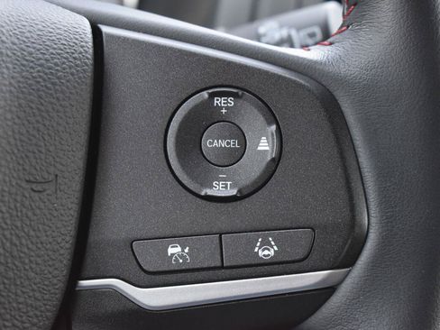 Used 2024 Honda Odyssey Sport image 9