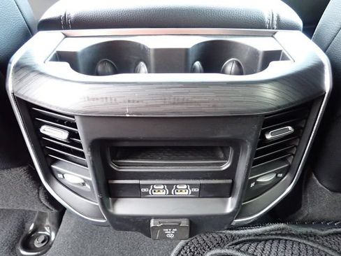 Used 2023 RAM 2500 Laramie AWD/4WD image 16