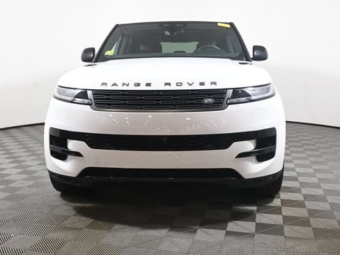 Used 2024 Land Rover Range Rover Sport SE AWD/4WD image 10
