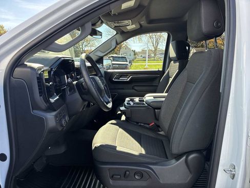 Certified 2024 Chevrolet Silverado 1500 LT image 19