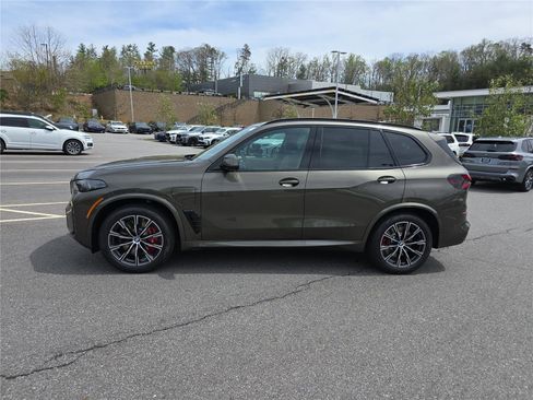 New 2026 BMW X5 xDrive50e w/ M Sport Package AWD/4WD image 7