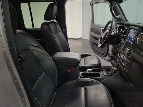 Used 2023 Jeep Wrangler Unlimited Sahara w/ Cold Weather Group image 25