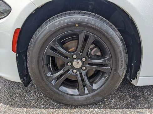 Used 2018 Dodge Charger SXT RWD image 10