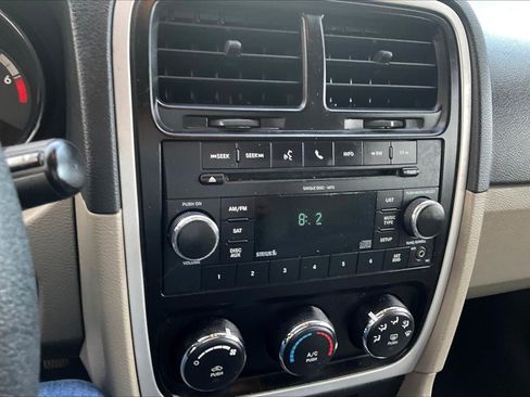 Used 2010 Dodge Caliber Mainstreet FWD image 14