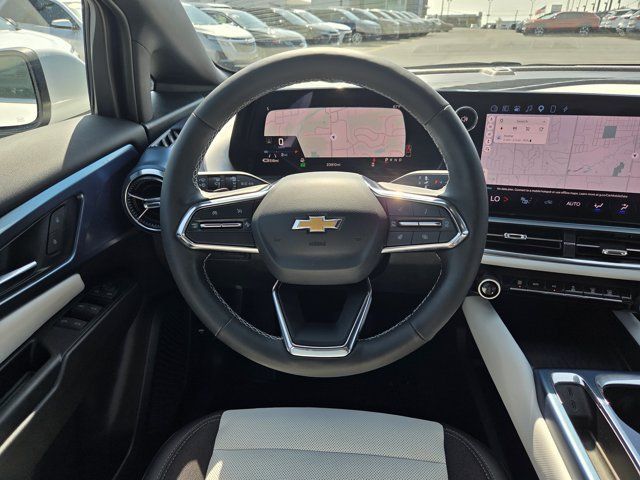 Certified 2024 Chevrolet Equinox EV LT w/ LPO, Blackout Package FWD image 17