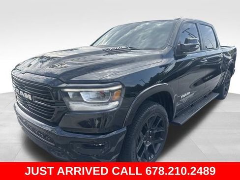 Used 2022 RAM 1500 Laramie AWD/4WD image 1