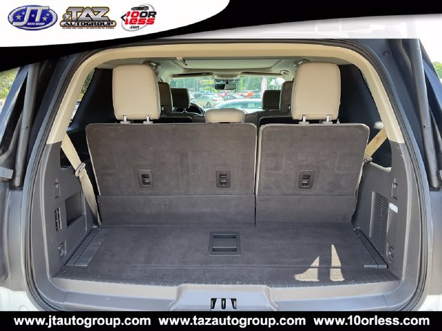 Used 2020 Ford Expedition XLT w/ Equipment Group 202A AWD/4WD image 23