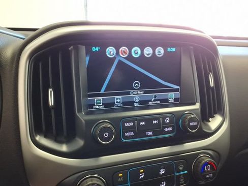 Used 2018 Chevrolet Colorado ZR2 w/ ZR2 Midnight Special Edition AWD/4WD image 22