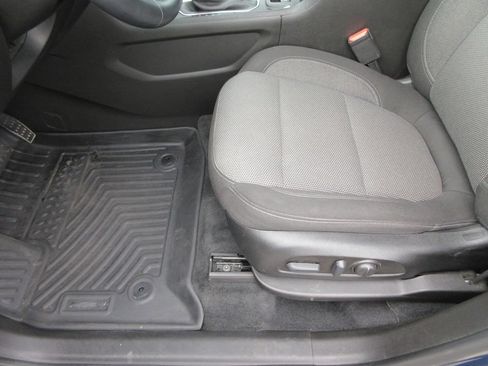 Certified 2023 Chevrolet Traverse LT AWD/4WD image 22