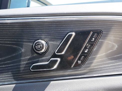 Used 2024 Cadillac Lyriq Sport AWD/4WD image 27