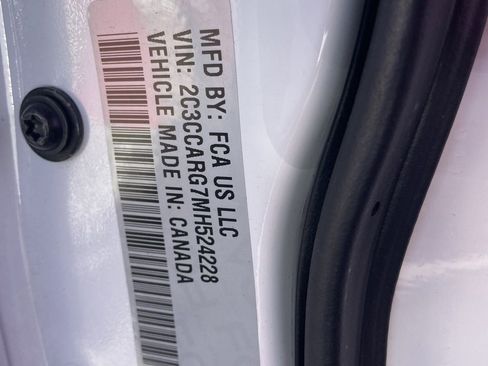 Used 2021 Chrysler 300 Touring w/ Sport Appearance Package image 9