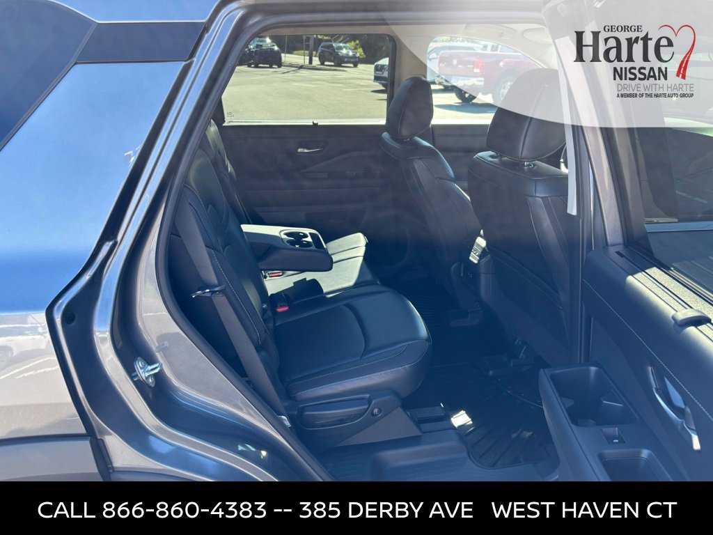 Certified 2024 Nissan Pathfinder SL w/ Cargo Package AWD/4WD image 28