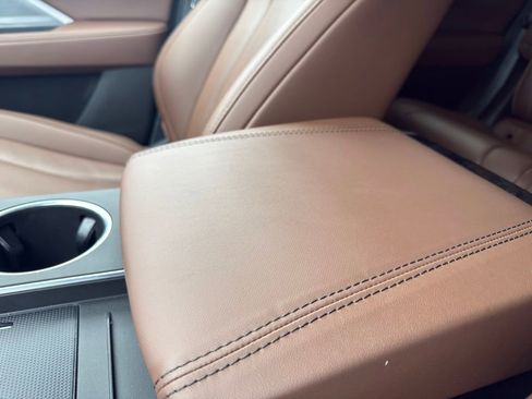 Certified 2025 Acura MDX w/ Technology Package image 27