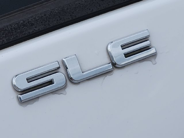 Used 2021 GMC Terrain SLE FWD image 11