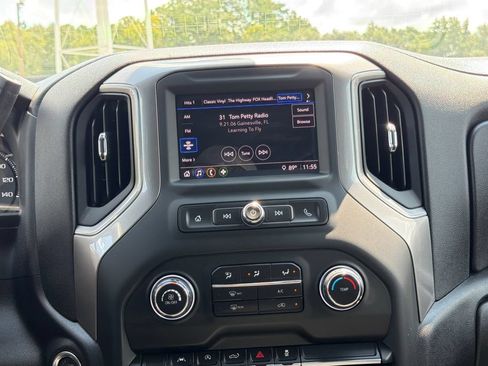 Certified 2025 Chevrolet Silverado 1500 Custom w/ Turbomax Blackout Package AWD/4WD image 21