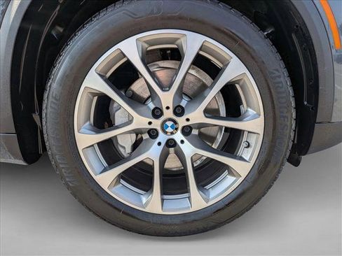 Used 2019 BMW X5 xDrive40i w/ Convenience Package AWD/4WD image 24