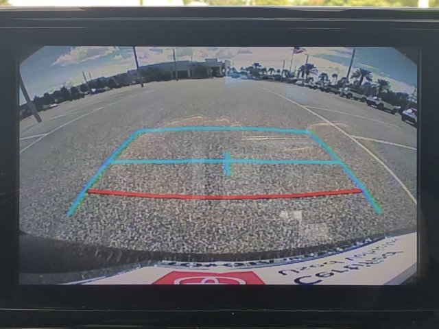 Certified 2024 Toyota Sienna XLE FWD image 26