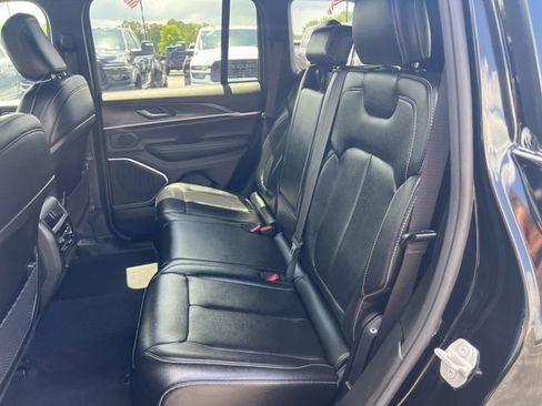 Used 2024 Jeep Grand Cherokee Limited 4xe AWD/4WD image 19