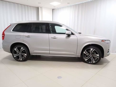 Used 2024 Volvo XC90 B6 Ultimate w/ Protection Package Premier AWD/4WD image 6