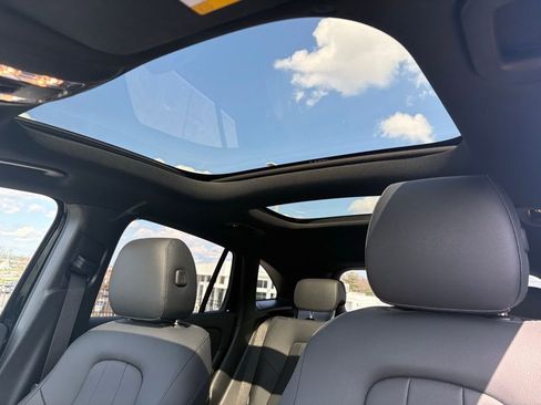 Certified 2023 Mercedes-Benz GLA 250 4MATIC image 10