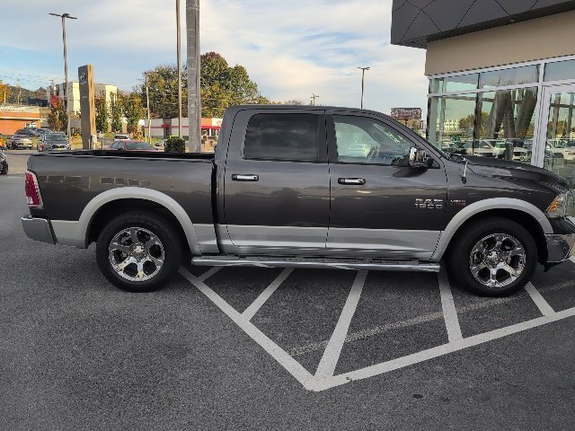 Used 2014 RAM 1500 Laramie w/ Convenience Group AWD/4WD image 9
