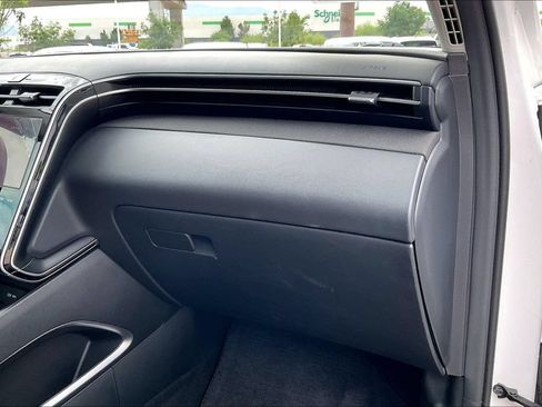 Used 2024 Hyundai Tucson Limited AWD/4WD image 17