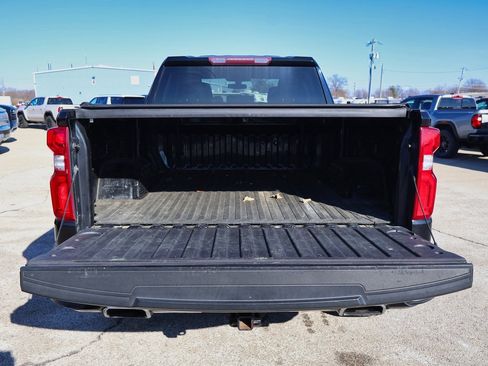 Used 2019 Chevrolet Silverado 1500 Custom Trail Boss w/ Custom Convenience Package image 5