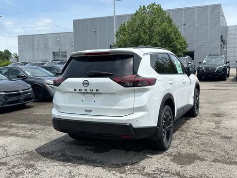 New 2026 Nissan Rogue SV FWD image 4