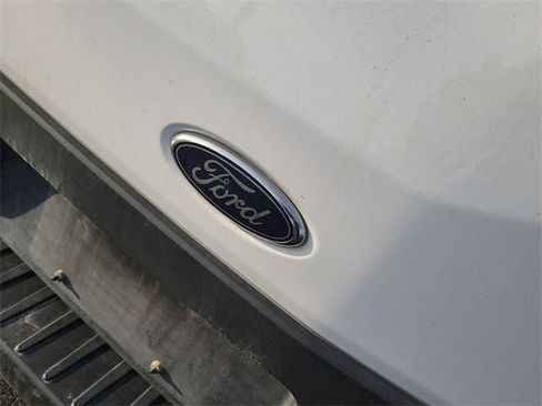 Used 2022 Ford Transit 350 XLT image 36