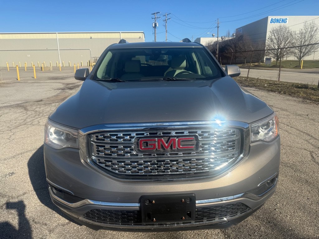 Used 2019 GMC Acadia Denali w/ LPO, Floor Liner Package AWD/4WD image 8