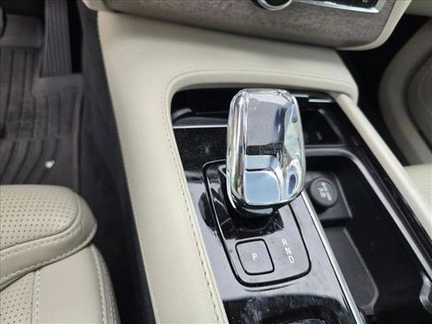 Certified 2019 Mercedes-Benz C 300 Sedan image 11