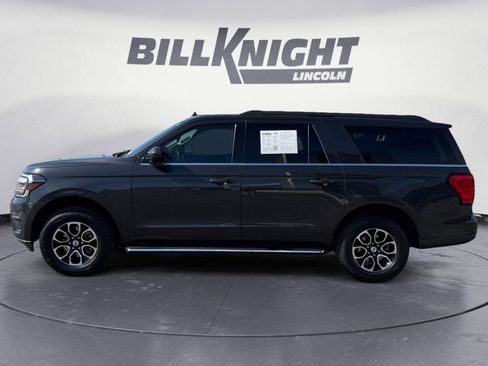 Used 2022 Ford Expedition Max XLT image 2