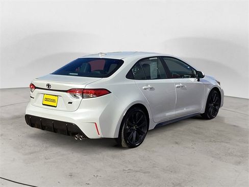 Certified 2025 Toyota Corolla SE image 5