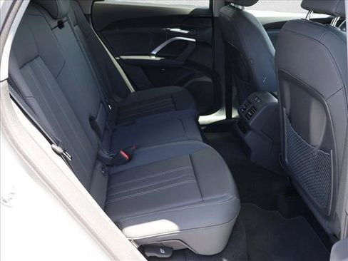 Certified 2025 Audi Q5 Premium w/ Convenience Package AWD/4WD image 26