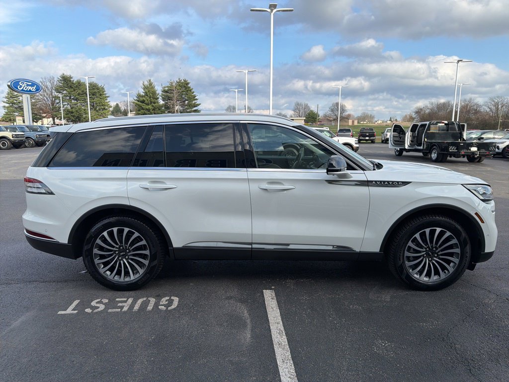 Used 2023 Lincoln Aviator Reserve w/ Equipment Group 201A AWD/4WD image 6